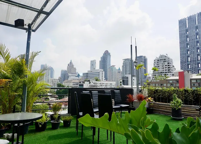 Hash Apartment With Unique Chill Design At Silom Soi 3 Bangkok, Thailandia