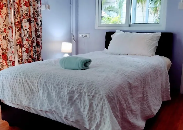 Mango Tree Guestroom Bangkok, Thailand