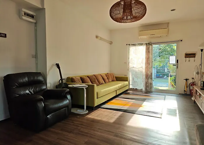 Chao Phraya Riverfront House Baan Rimphraya Bangkok, Thailand