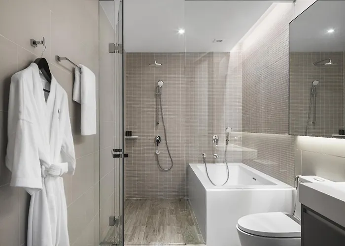 Oakwood Suites Bangkok, Thailand