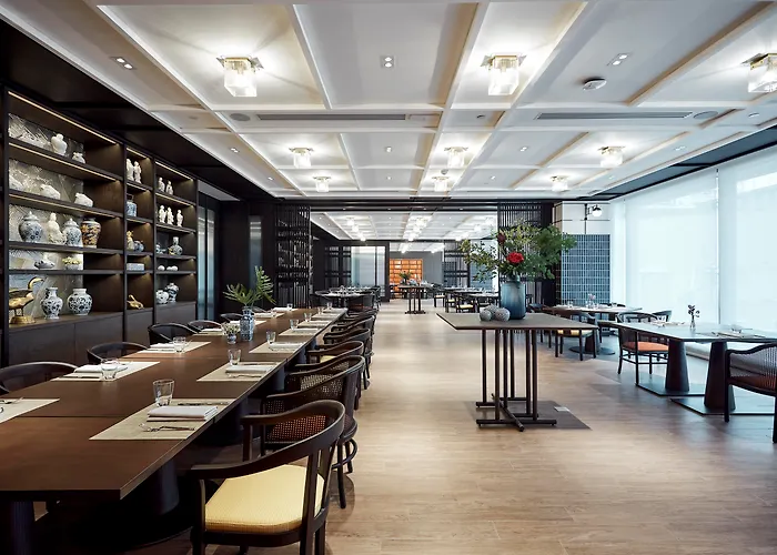 Montien Hotel Surawong Bangkok