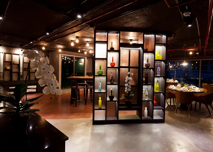 Rakyim Siam - Sukhumvit 15