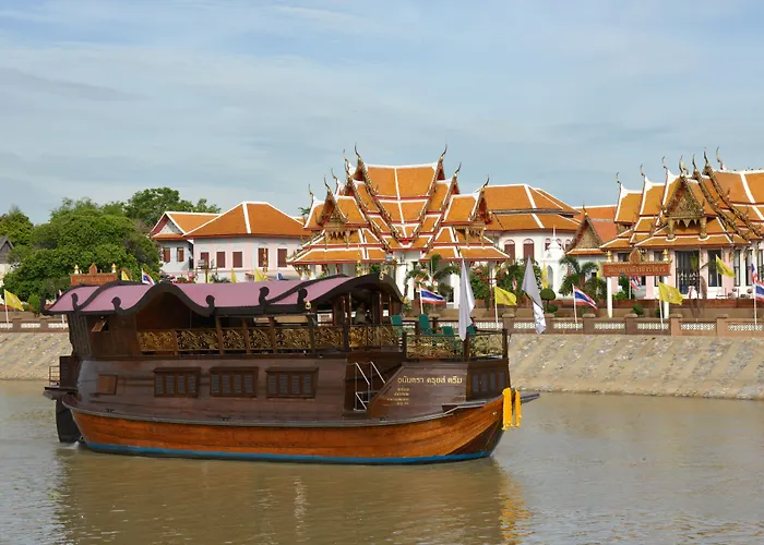 Anantara Riverside Bangkok Resort