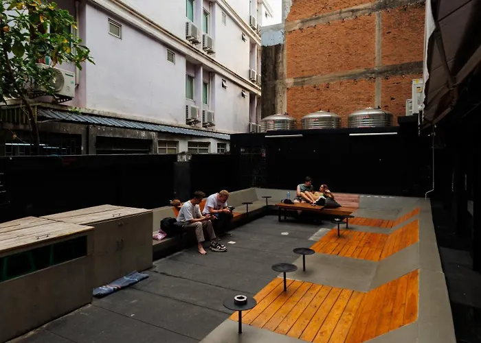 Bed Station Hostel Khaosan