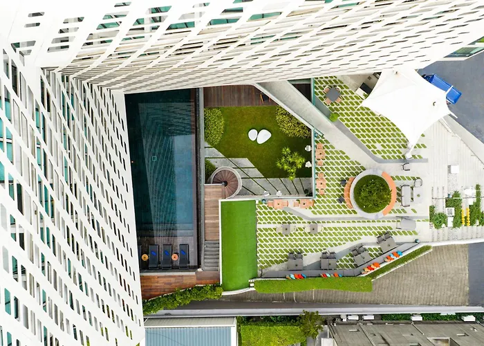Lit Bangkok Hotel